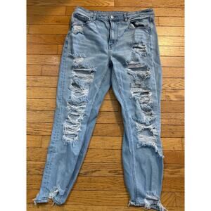 American Eagle Distressed Skinny Jeans Women’s Size 12 Stretch Ripped Light Wash
